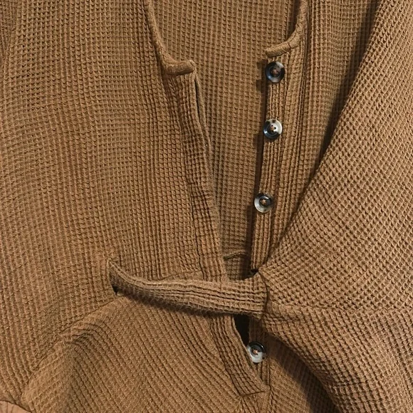 RUJUTA SHETH | VENUS JUMPER - EARTH *Rare* - Picture 9 of 12